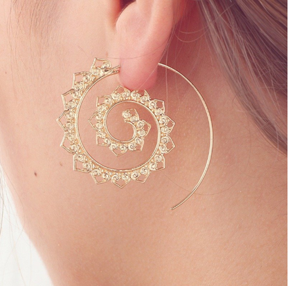 Women Fashion Spiral Earrings Heart-shaped Retro Earrings