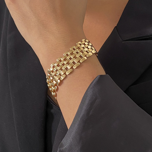 Fashion Wide-Sided Geometric Bracelet