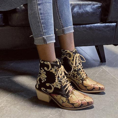 Plus Size Chunky Heel Vintage Flowers Embroidery Mid Boots