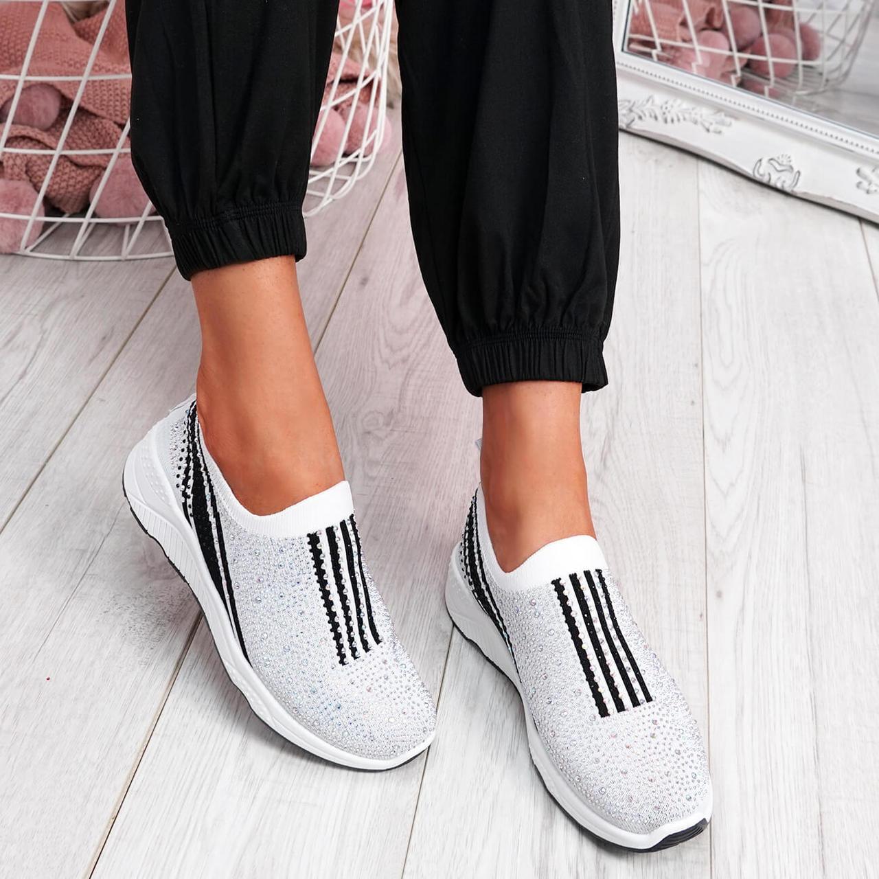 Fly-Woven Fabric Sneakers