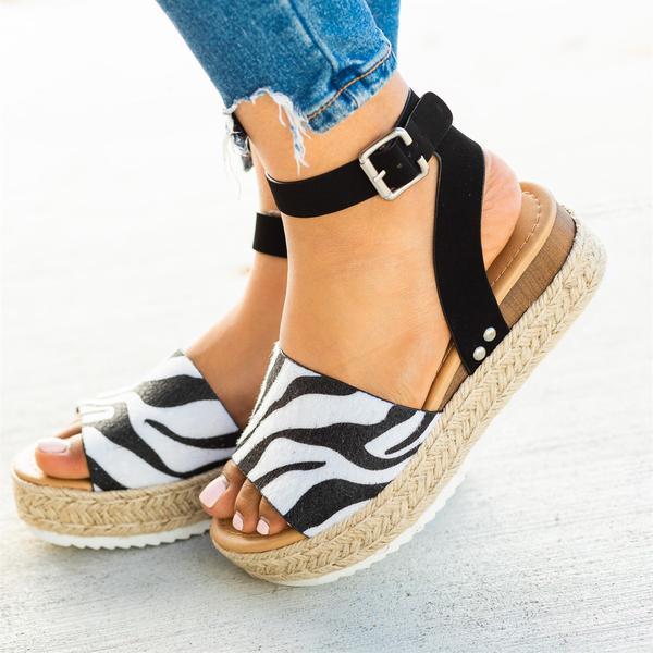 New Neutral Bow Wedge Sandals