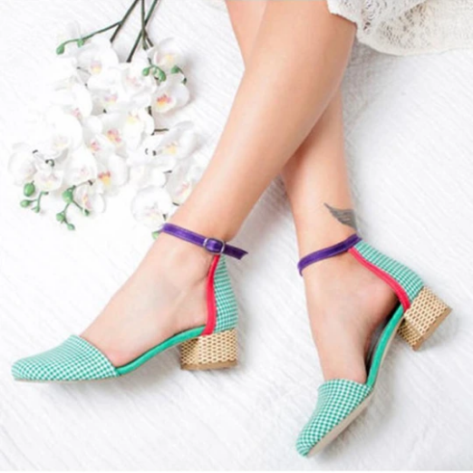 2020 New And Fashional Girly Sweet Color Block Hollow Ankle-Strap Sandals