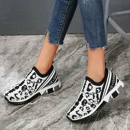 Trendy Casual Wild Leopard Slip On Sneakers